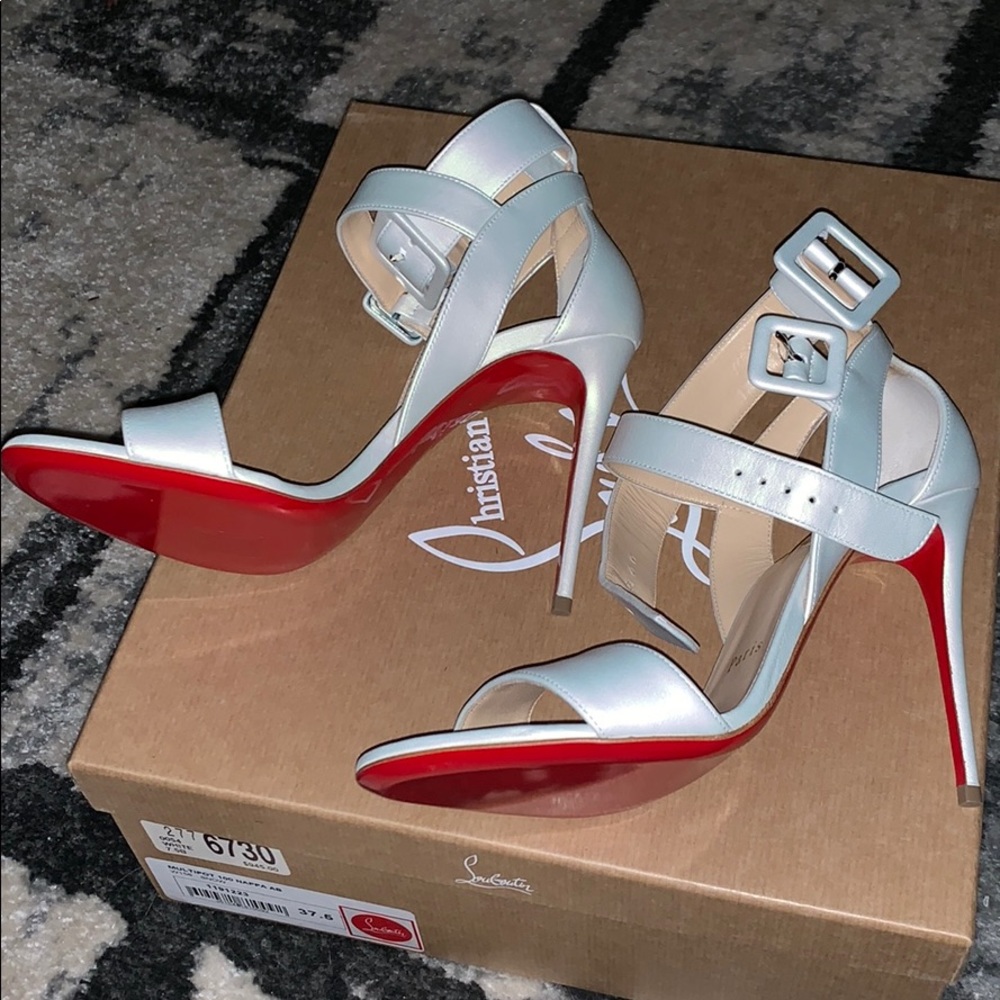 SOLD Gorgeous Christian Louboutin white sandals!! - Picture 3 of 7
